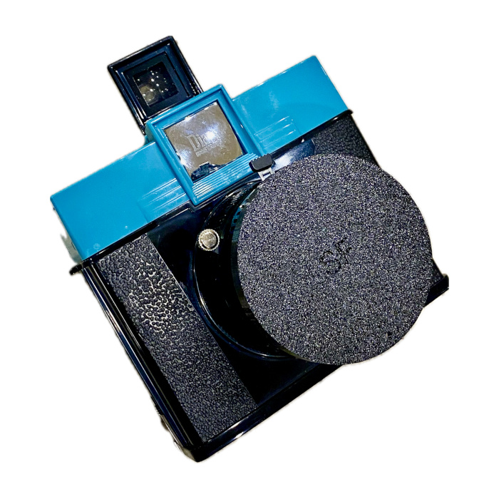 diana-instant-square-lens-cap-1.jpg