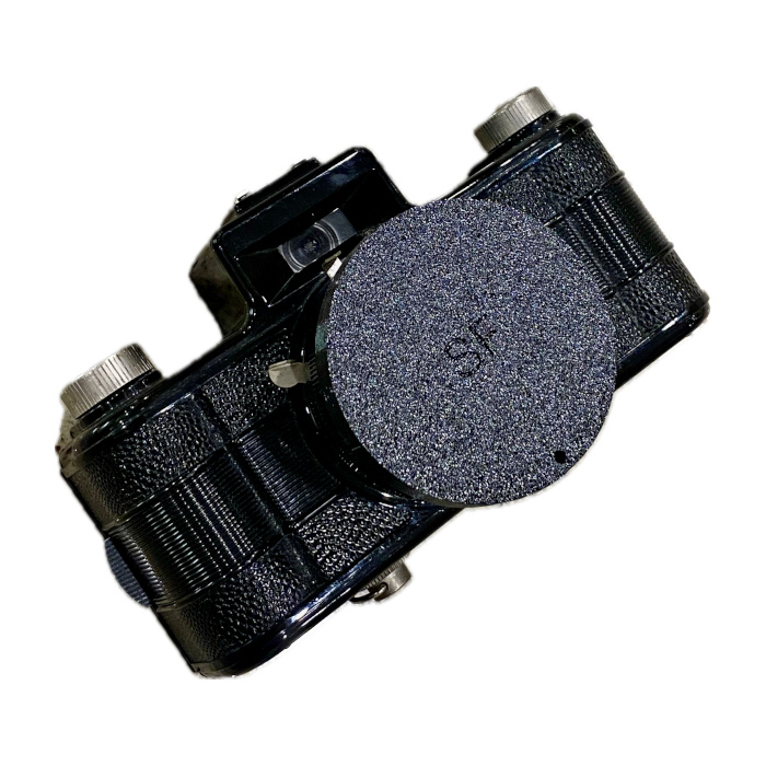 lomography-sprocket-rocket-lens-cap-1.jpg